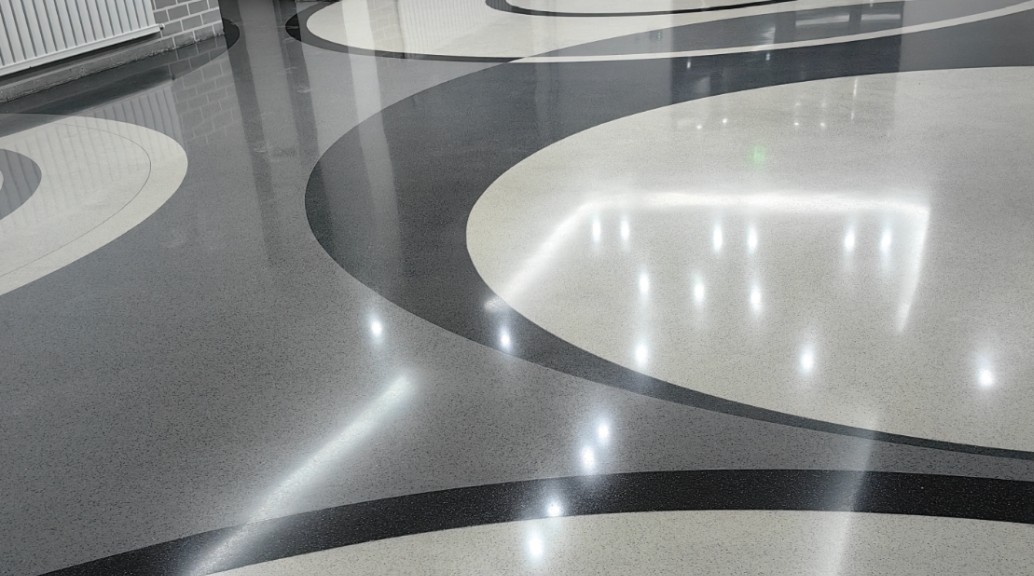 兰州新区化工园区办公楼一楼大厅地坪  环氧磨石地坪  180㎡